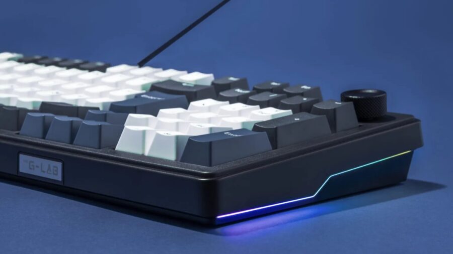 Vue de profil du clavier magnétique KEYZ ELITE 400 HE mettant en valeur la bande lumineuse RGB latérale et la molette.