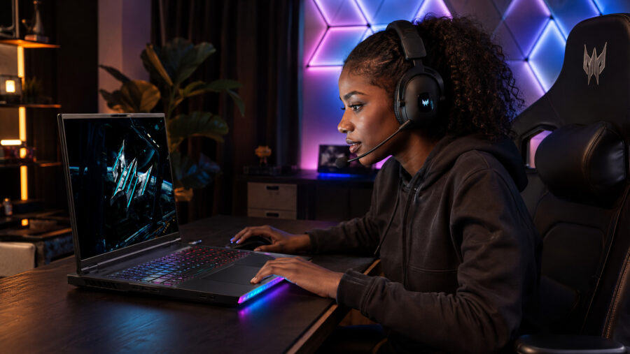 Predator Helios 18 AI d'Acer
