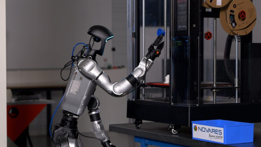 Novares et Innov8 testent la robotique humanoïde