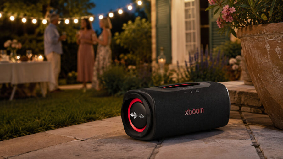LG xboom Blast : une enceinte IP68 taillée pour l’extérieur