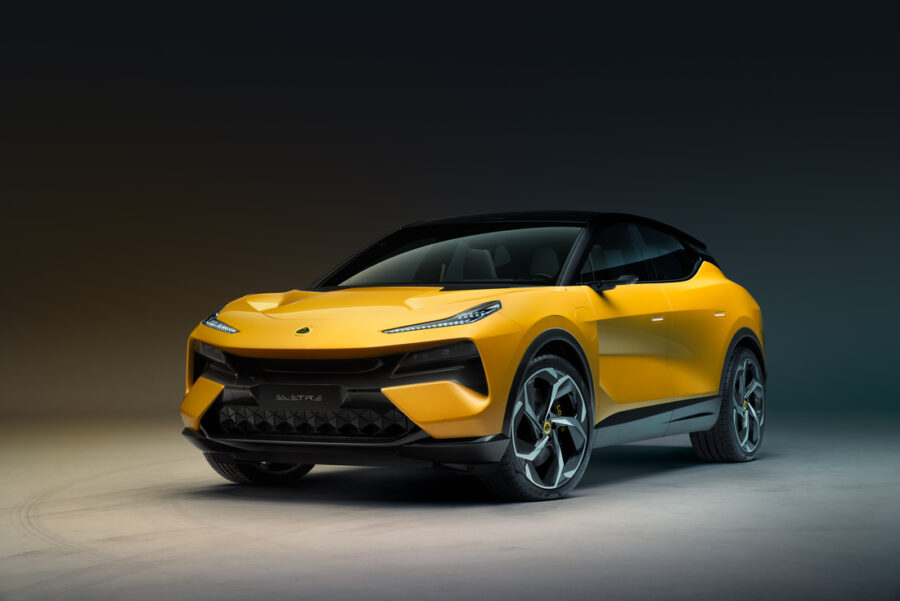 Lotus déploie Hyper Pilot et Drive Setup sur Eletre