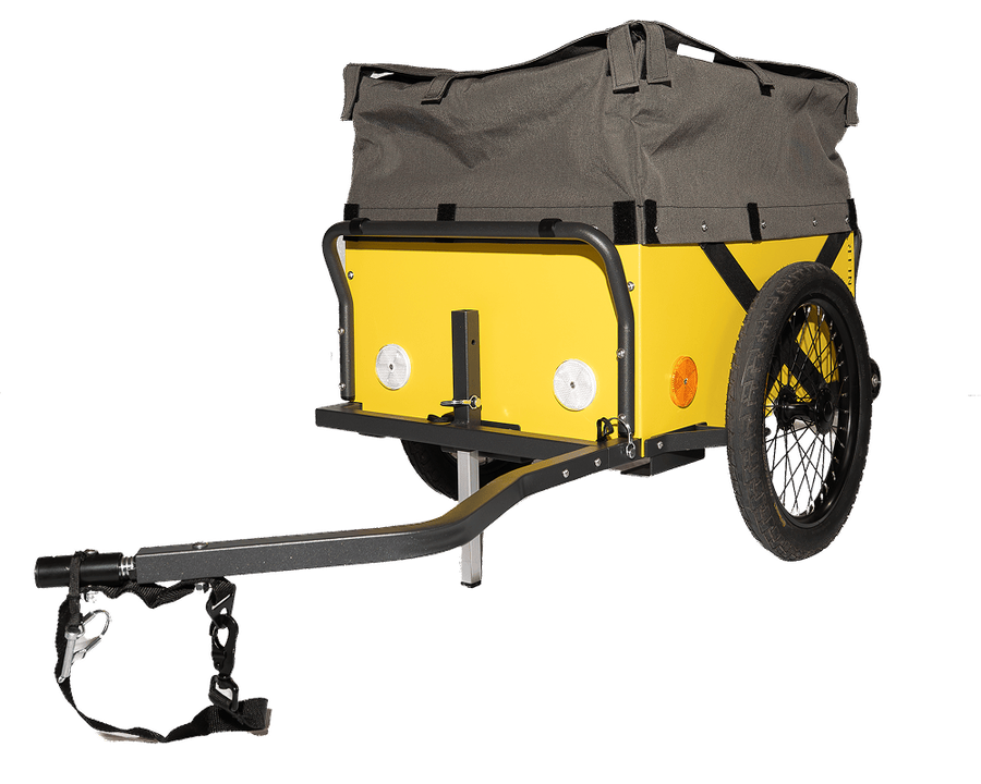 Présentation sur fond blanc de la remorque vélo multifonction STERNYTRAILER.