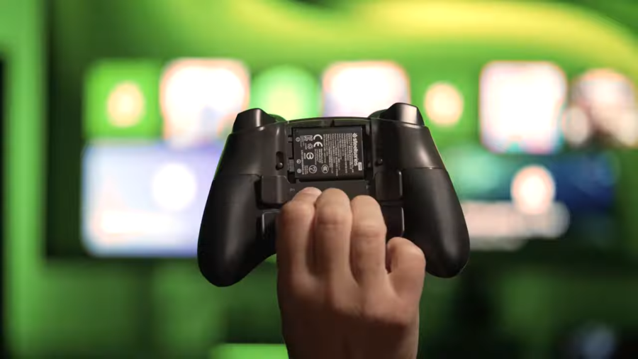 Aeon Pro, la manette premium de SteelSeries pour Xbox