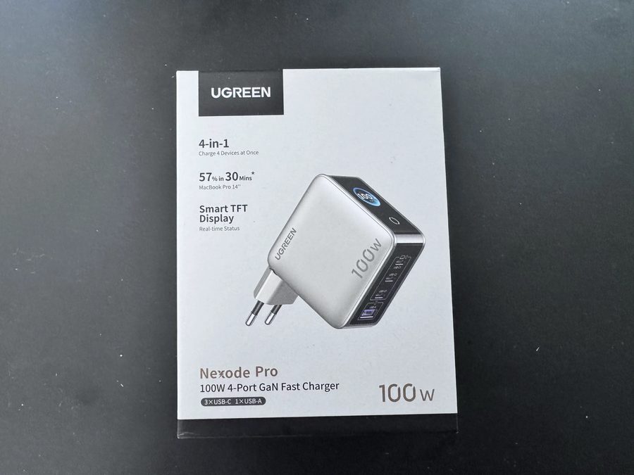 La boîte du chargeur rapide mural UGREEN Nexode Pro 100W.