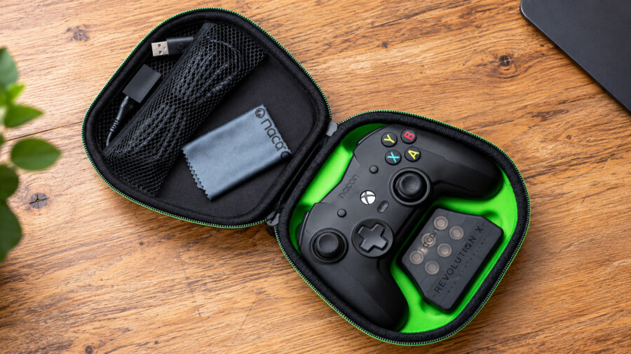 NACON REVOLUTION PRO X – SE : des joysticks réglables