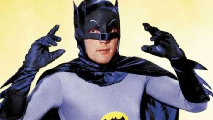 Adam West A. comme Batman